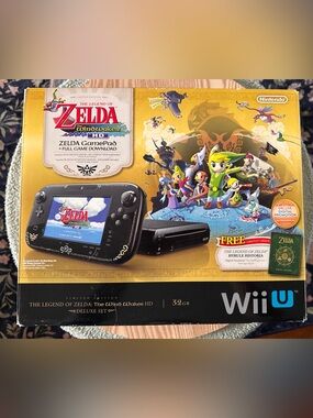 Nintendo Wii U console Zelda Wind Waker special edition in original box